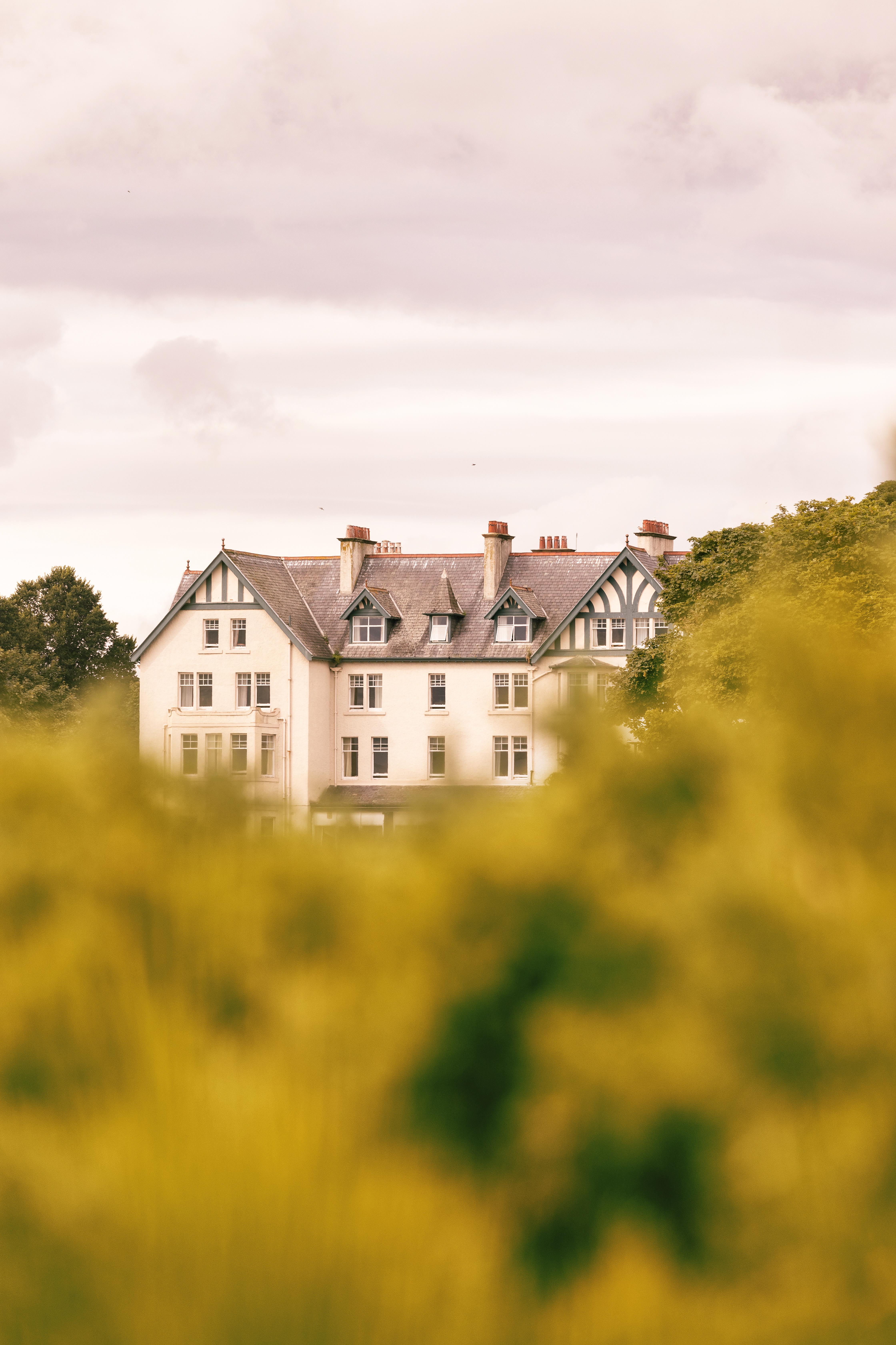Dornoch Station Hotel Bagian luar foto The former St. Mary's Hospital, now the St. Mary's Hospice